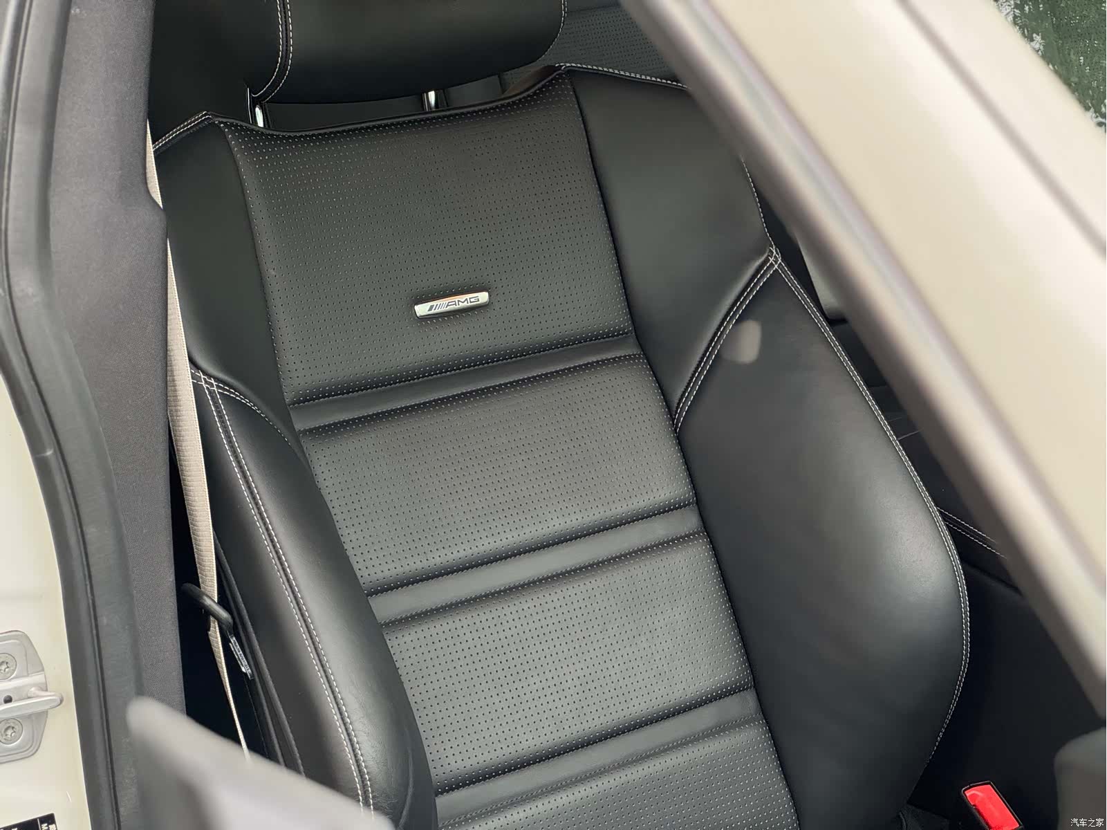 Mercedes-Benz CLS, 2016 9