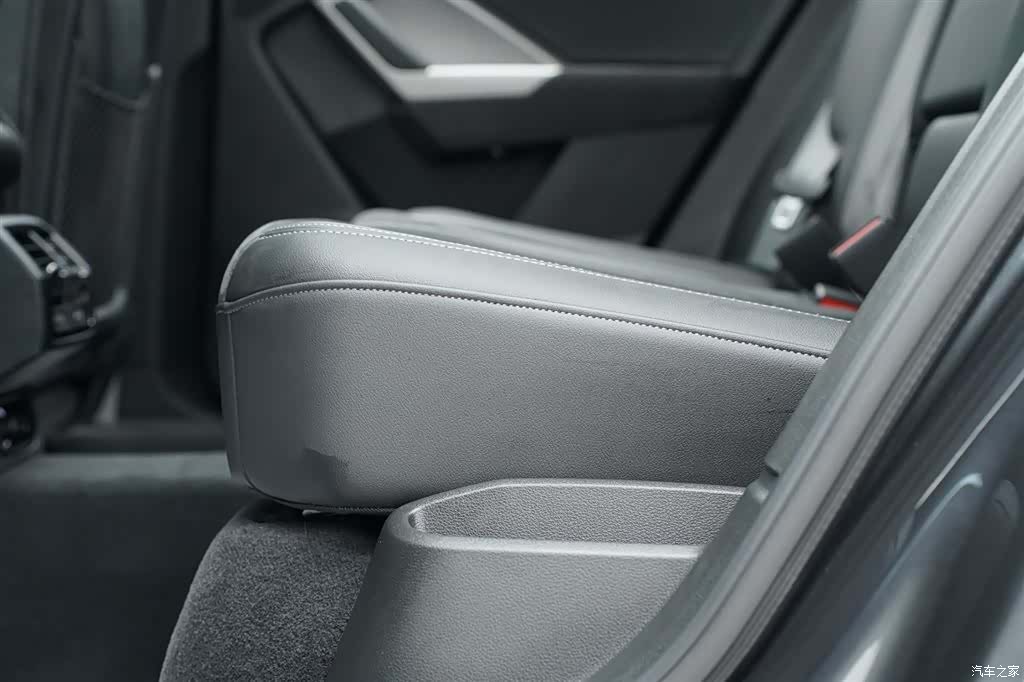 Audi Q3, 2022 14
