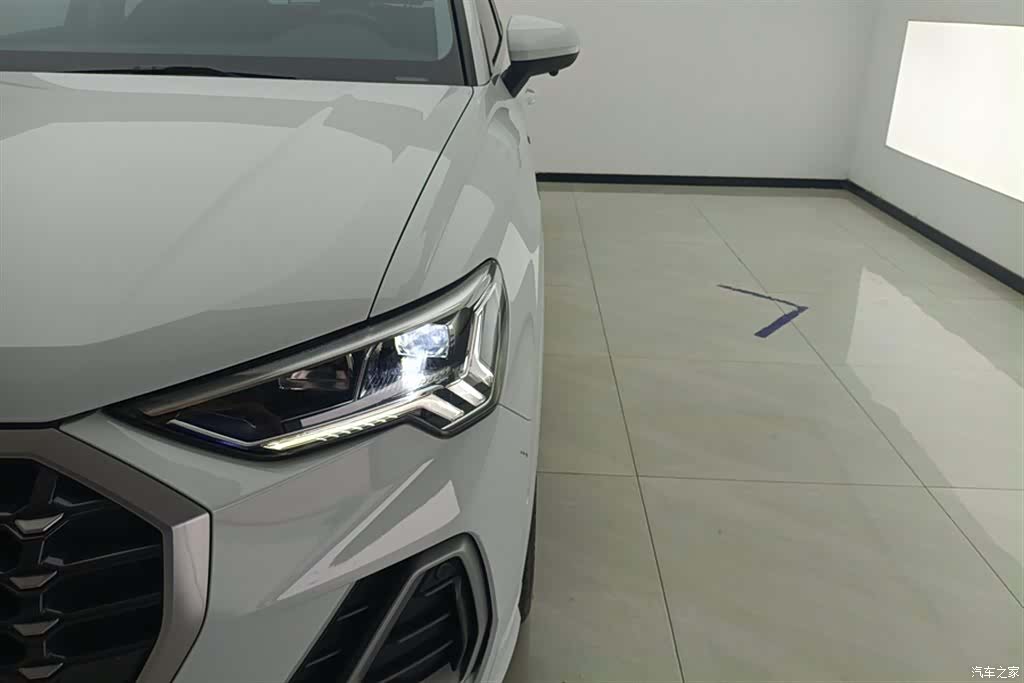 Audi Q3, 2021 все фото