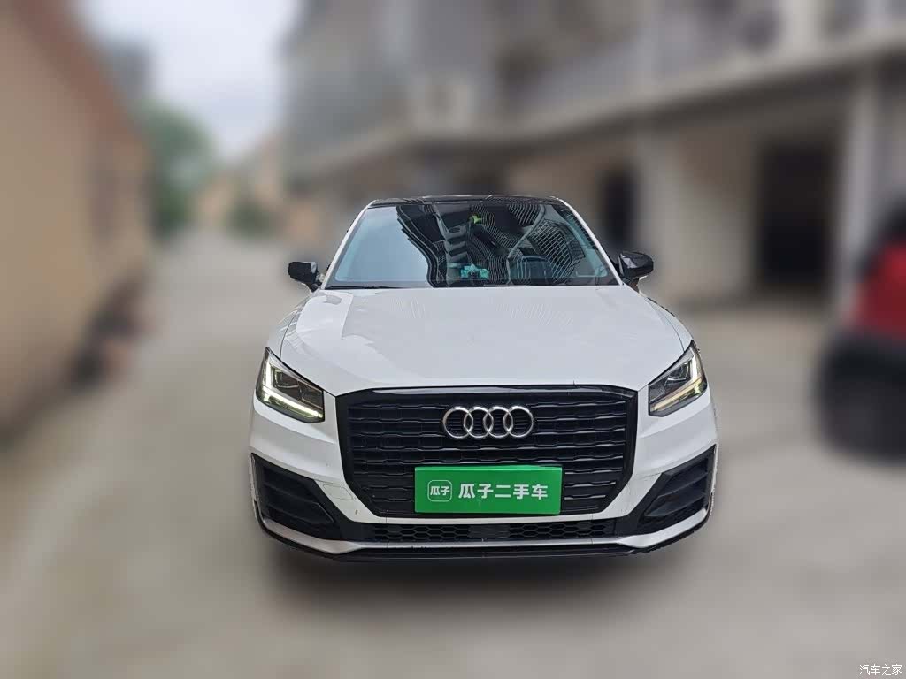 Audi Q2L, 2019 24
