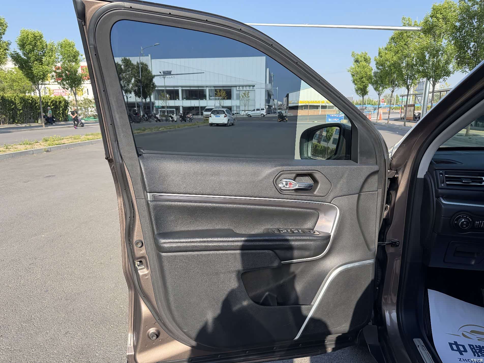 Jeep Grand Commander, 2019 8