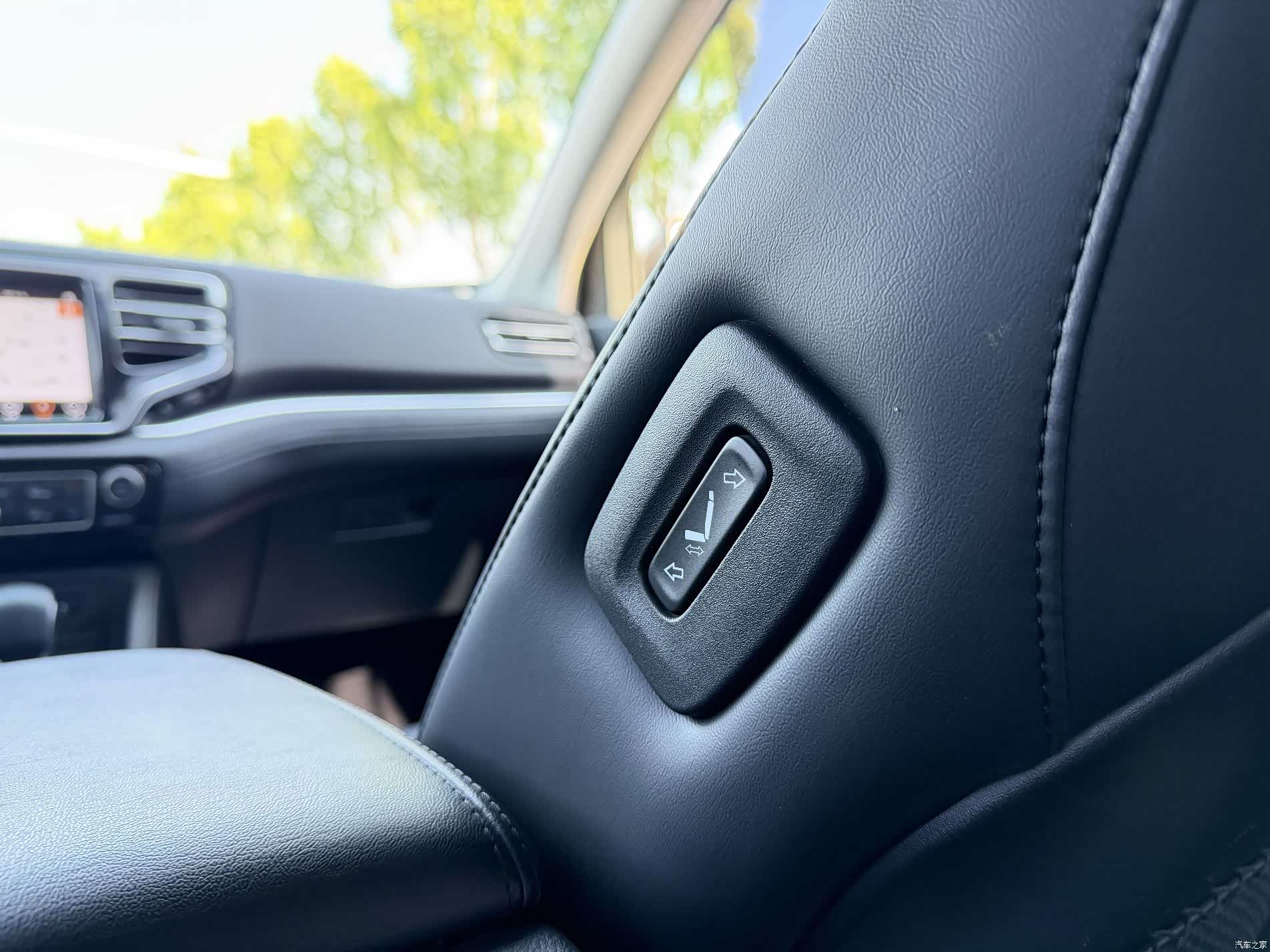 Jeep Grand Commander, 2019 13