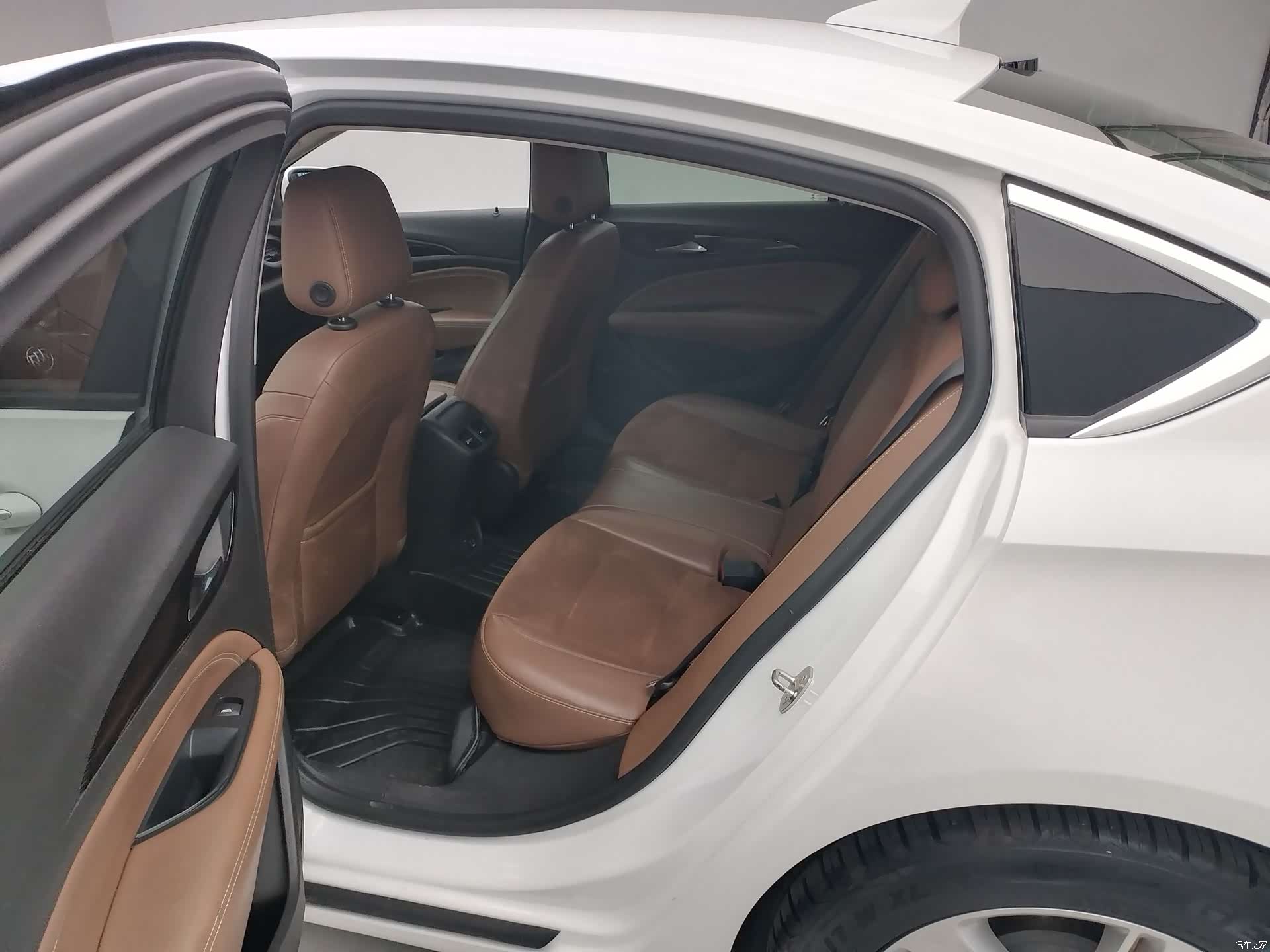 Buick Regal, 2019 13