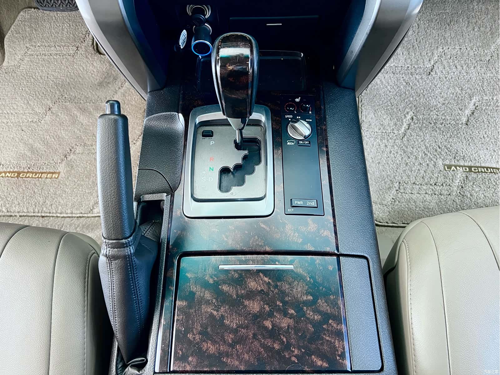 Toyota Land Cruiser, 2008 17