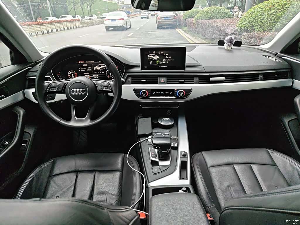 Audi A4L, 2019 13