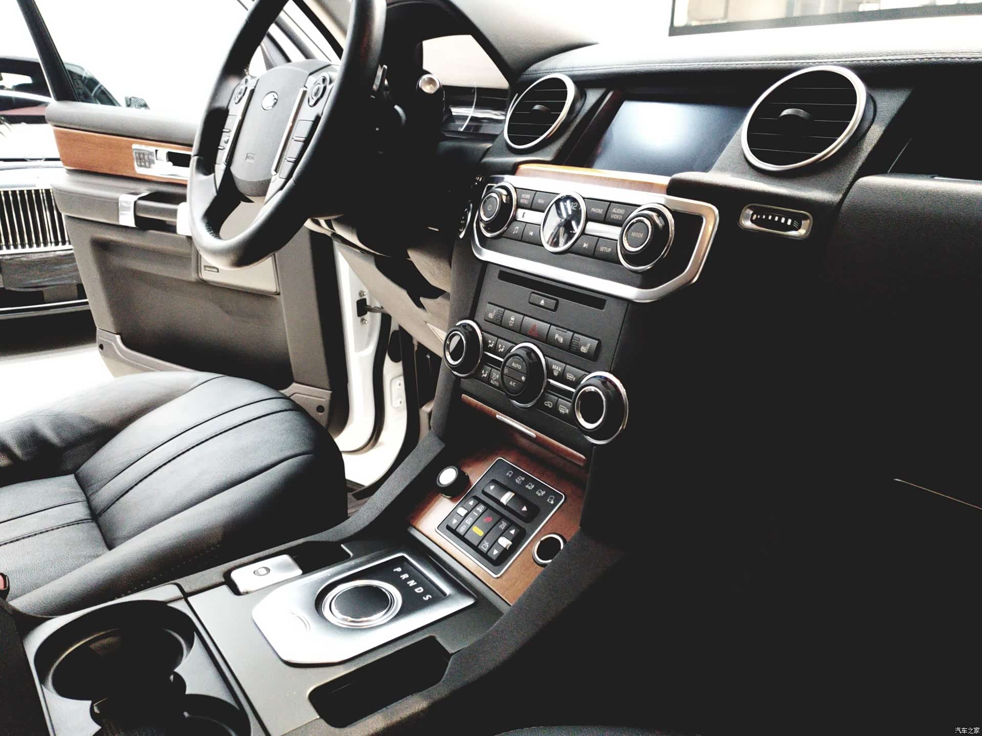 Land Rover Discovery, 2013 13