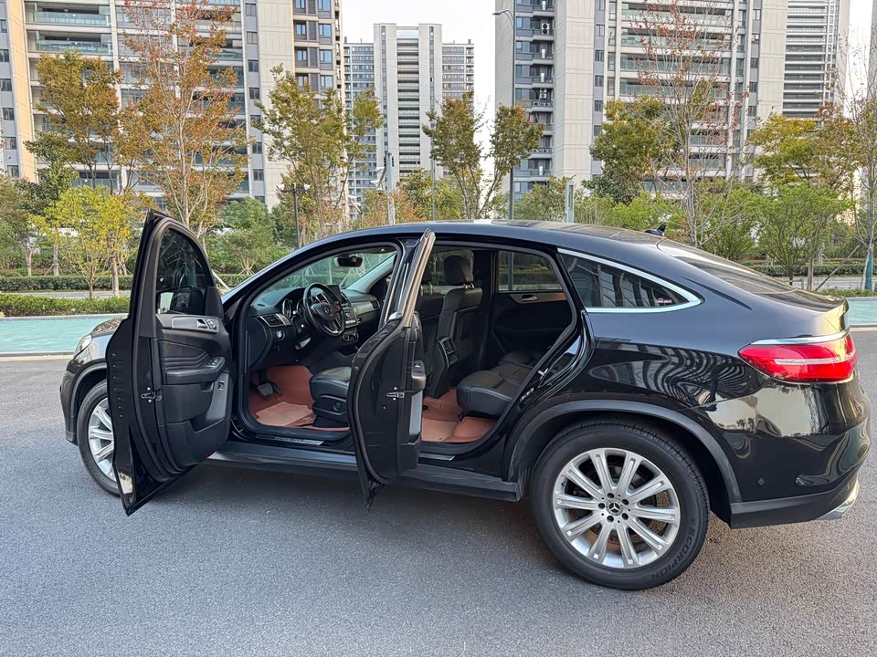 Mercedes-Benz GLE coupe