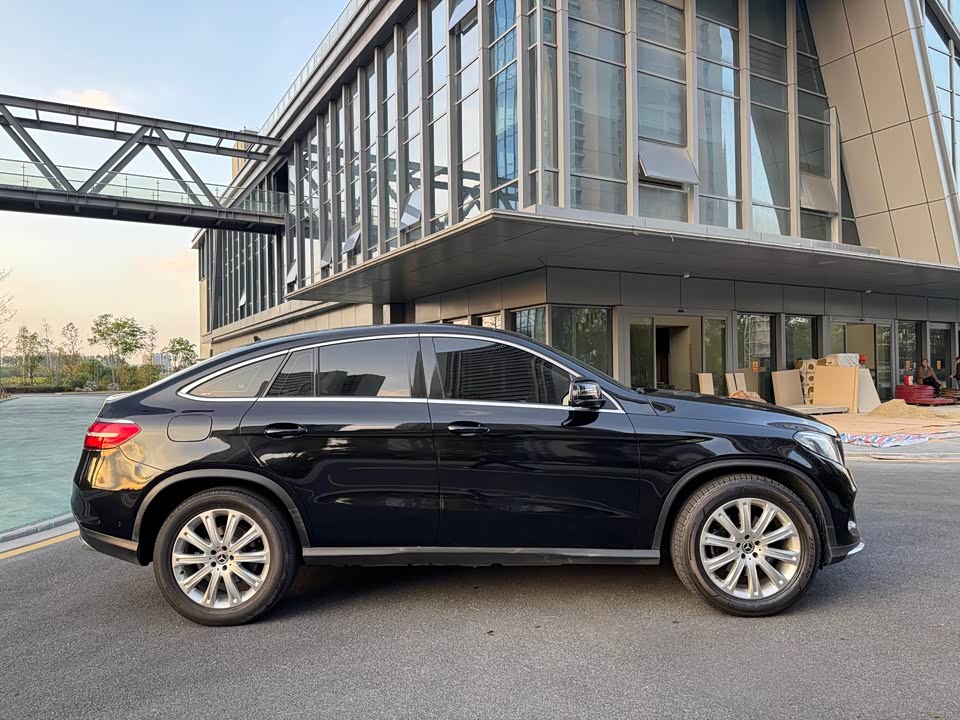 Mercedes-Benz GLE coupe
