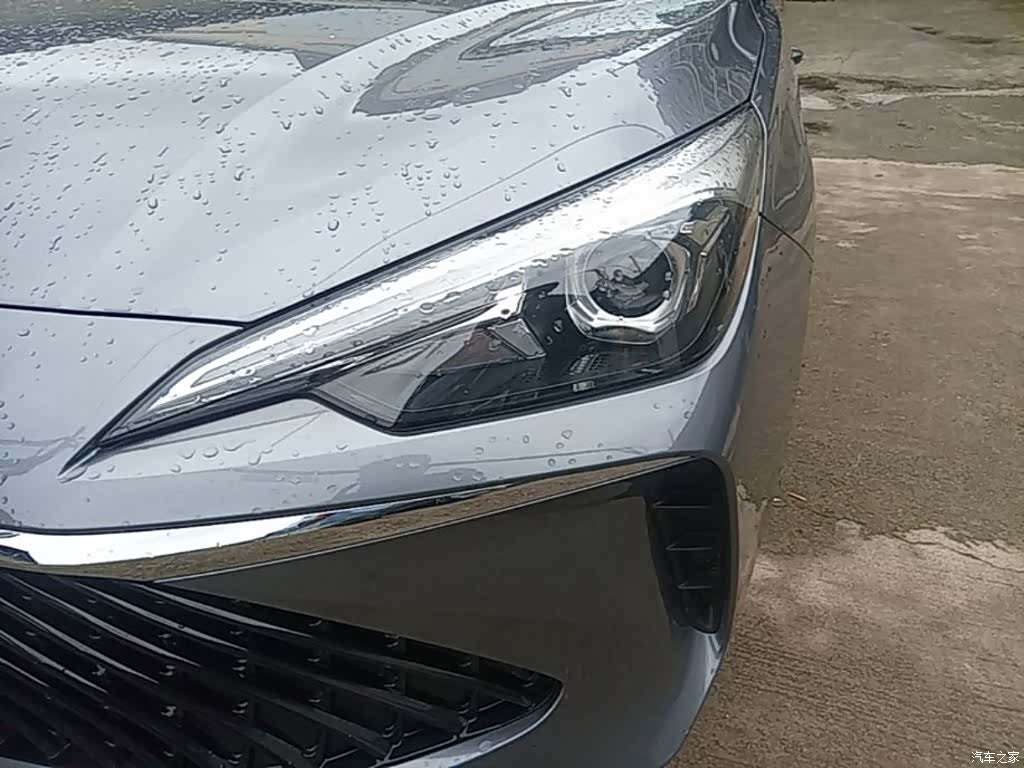 Roewe i5, 2025 24