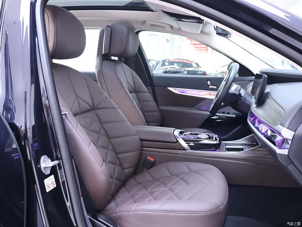BMW i7, 2023 20