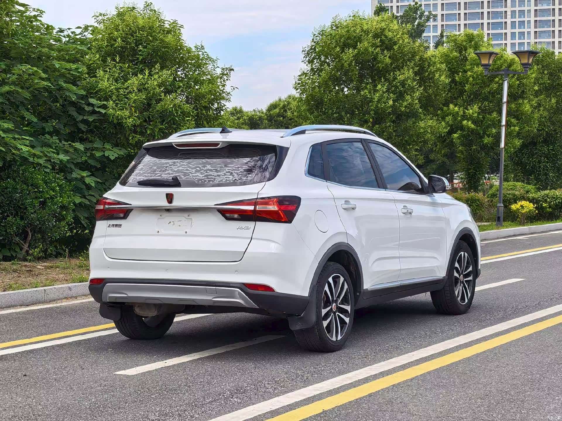Roewe RX3, 2019 9