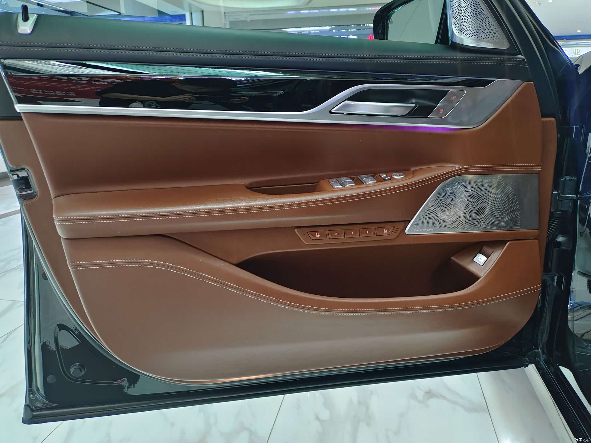 BMW 7 Series, 2019 все фото