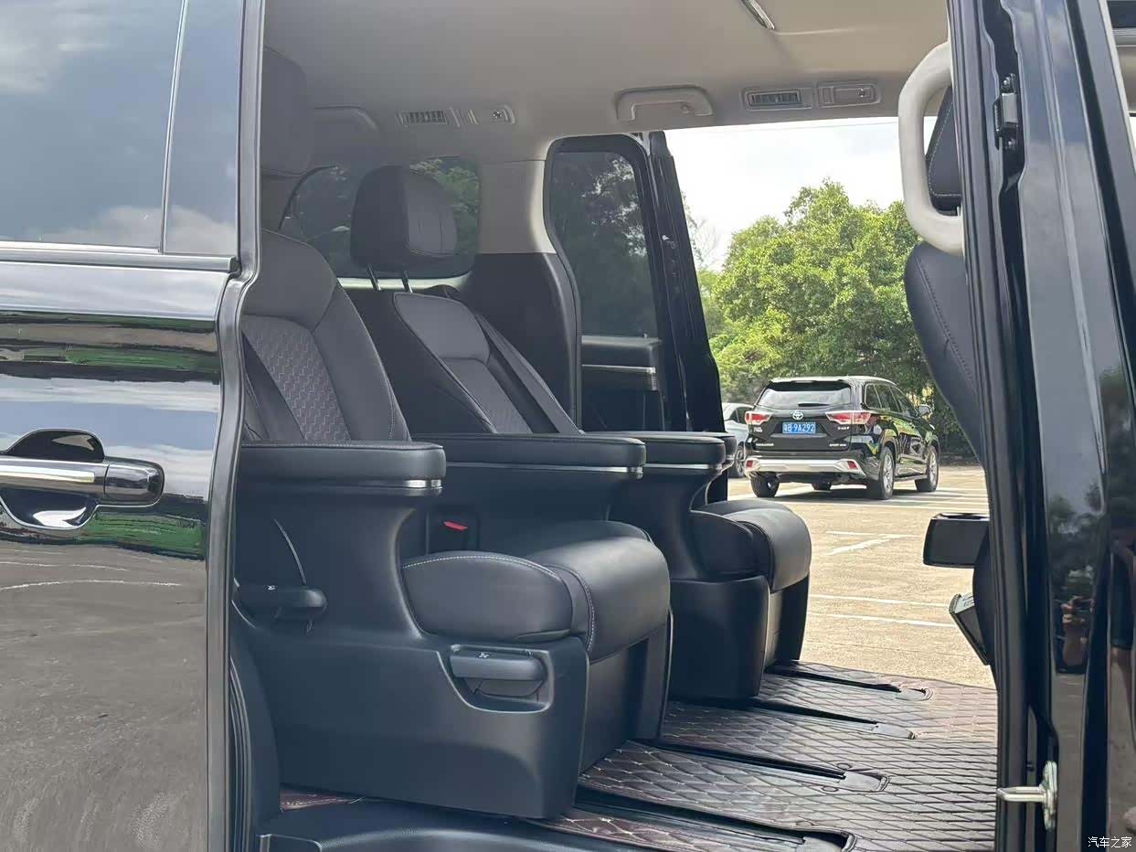 Trumpchi M8, 2023 9