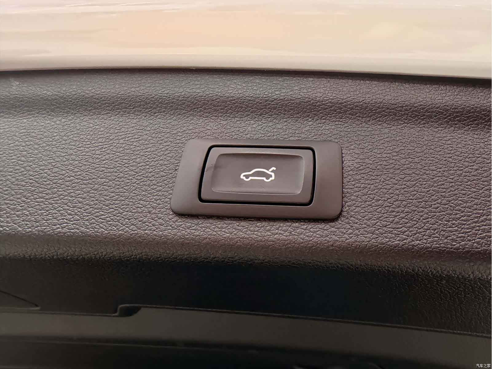 Audi Q3, 2023 34