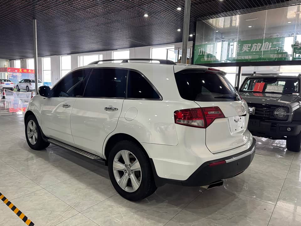 Acura MDX
