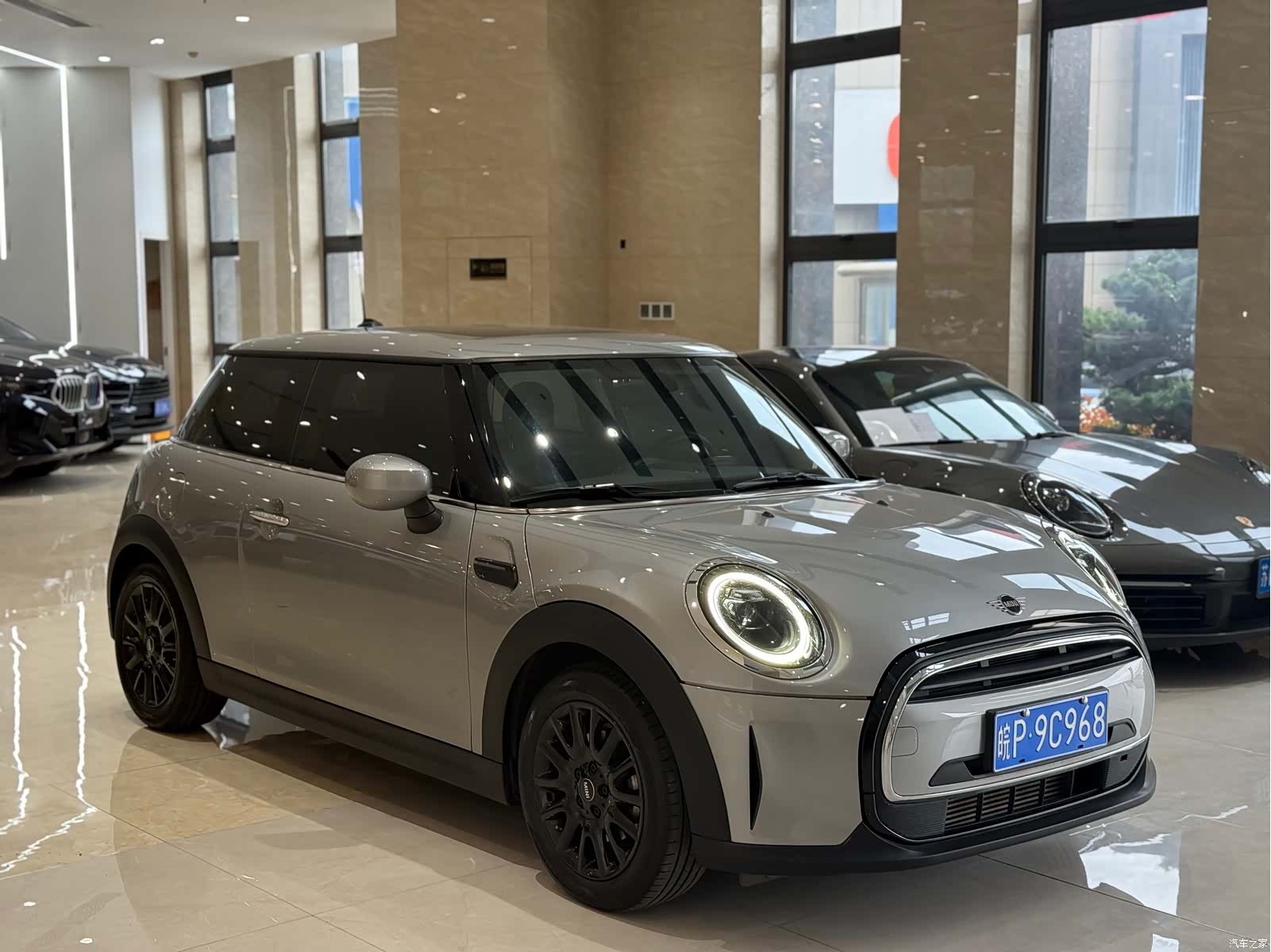 Mini ONE, 2023 3