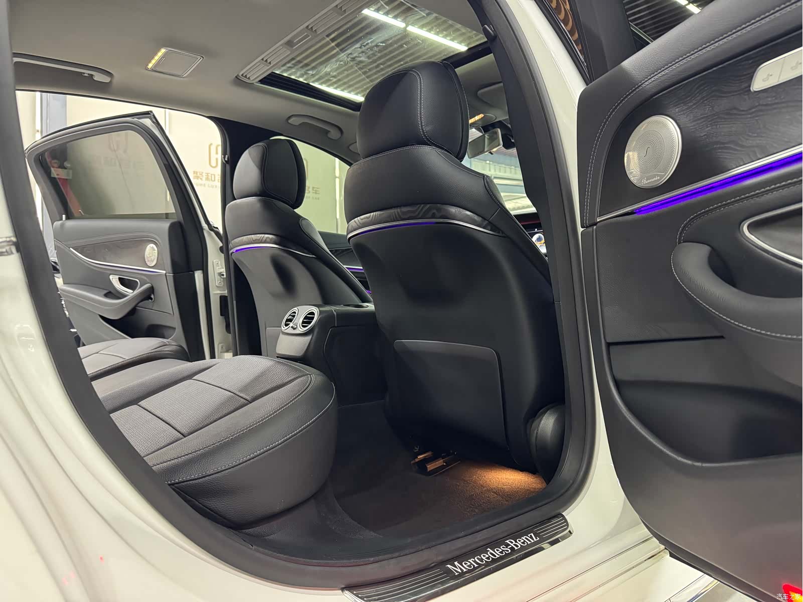 Mercedes-Benz E-Class, 2019 12