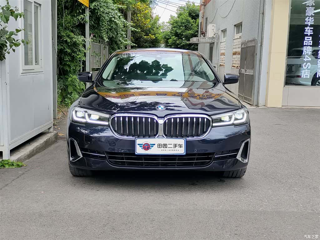 BMW 5 Series, 2022 2