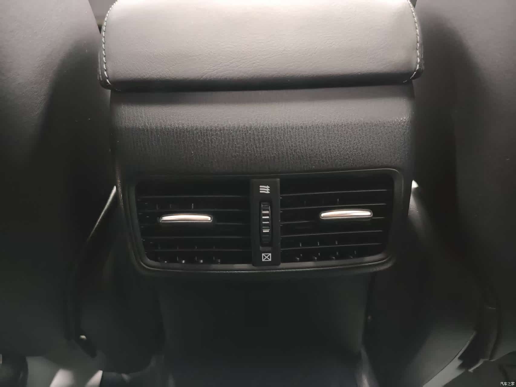 Mazda CX-4, 2021 12