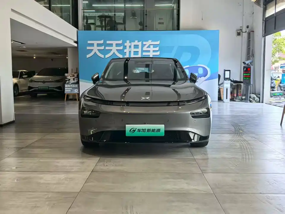 XPENG P7