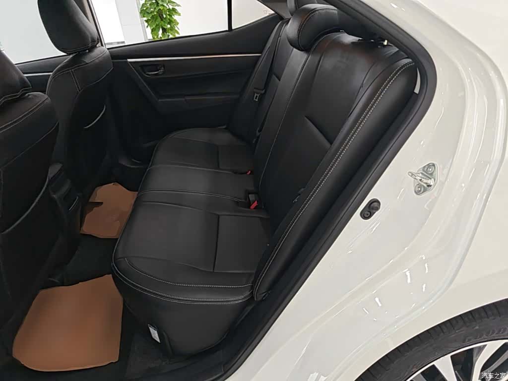 Toyota Corolla, 2018 24