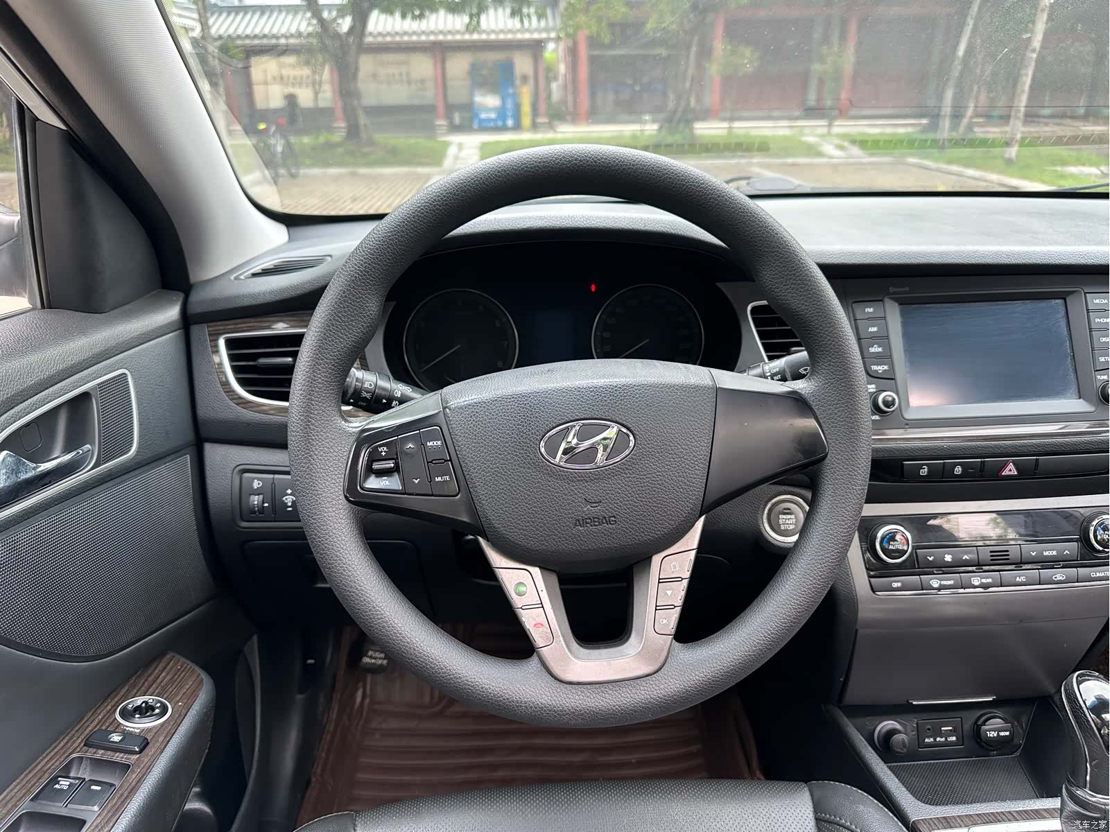 Hyundai GLS, 2016 15