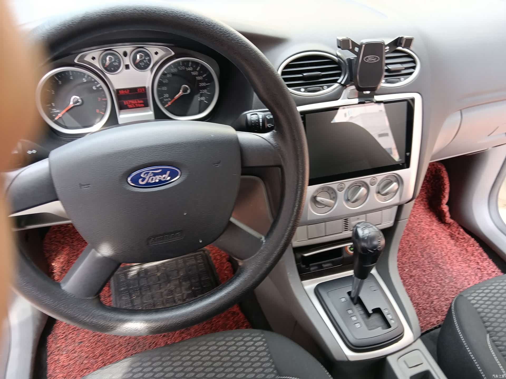 Ford Focus, 2015 19