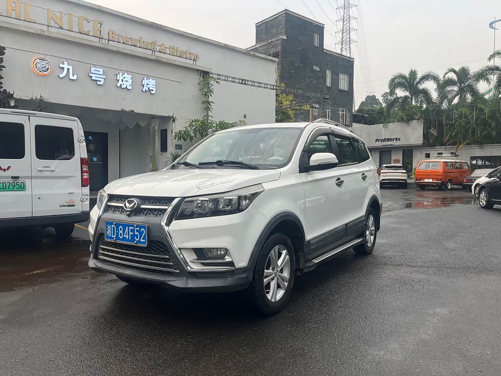 BAIC S3