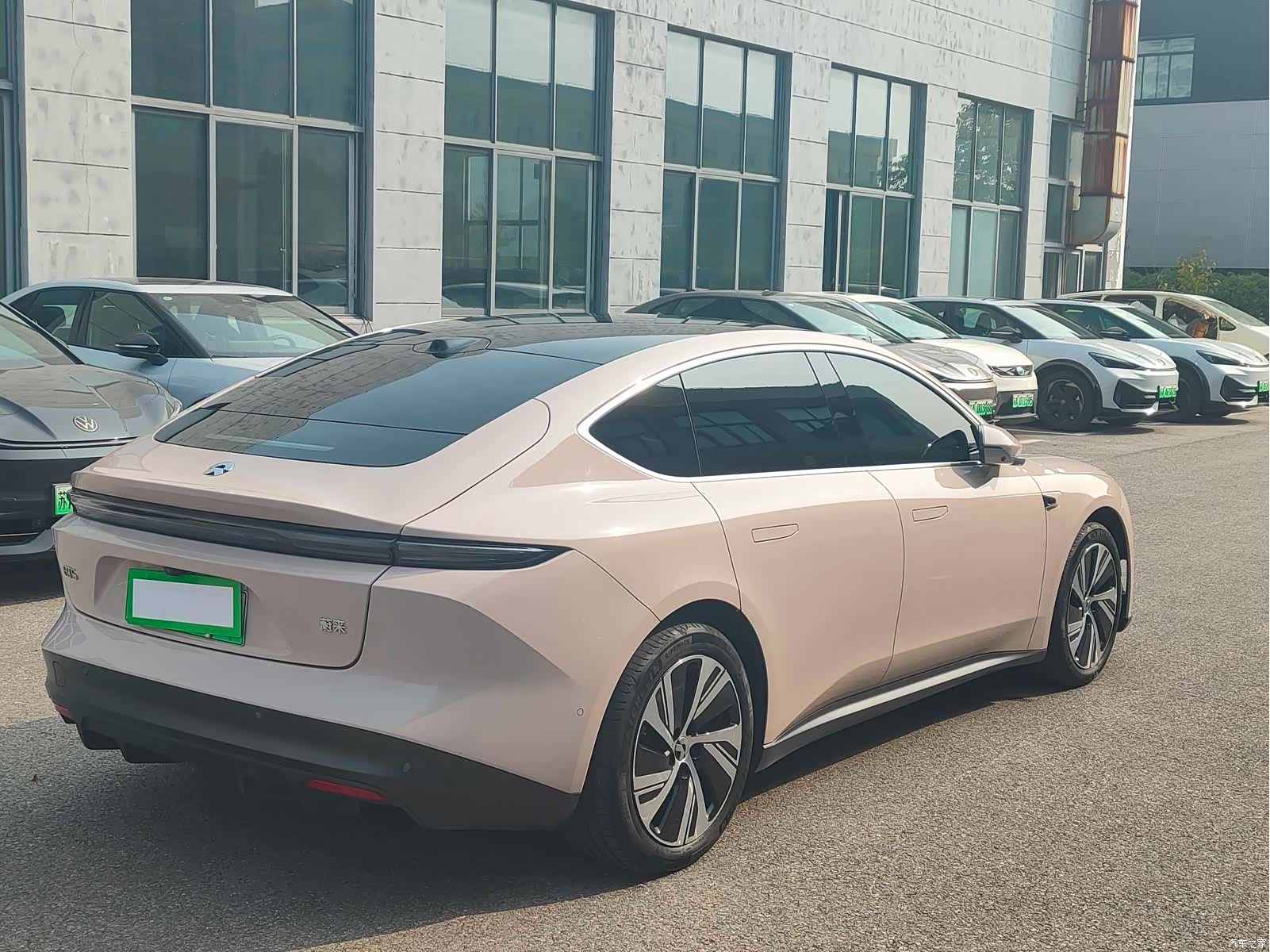 NIO ET5, 2024 все фото