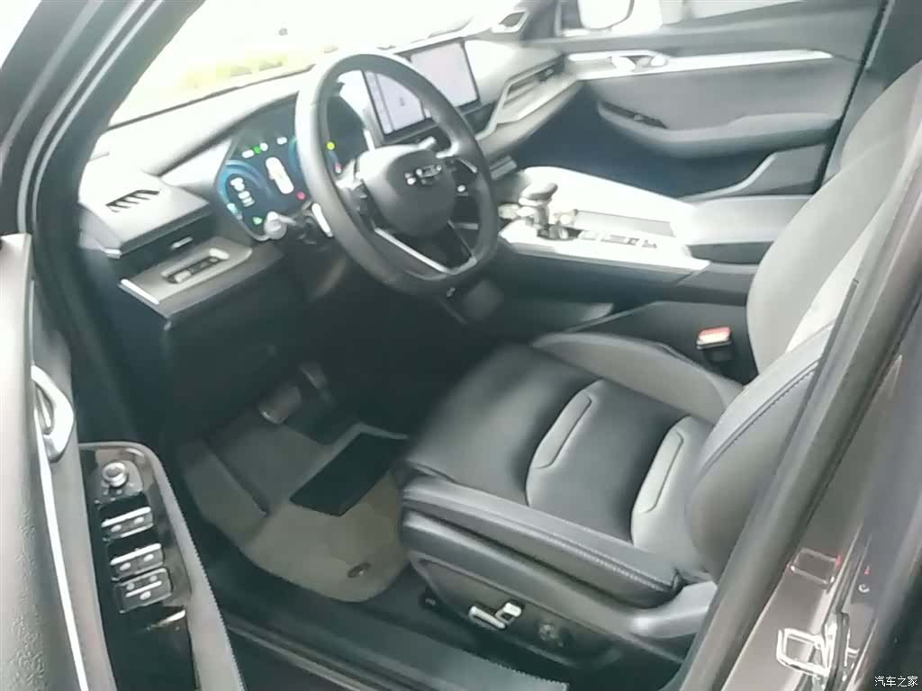 Geely Preface, 2024 15
