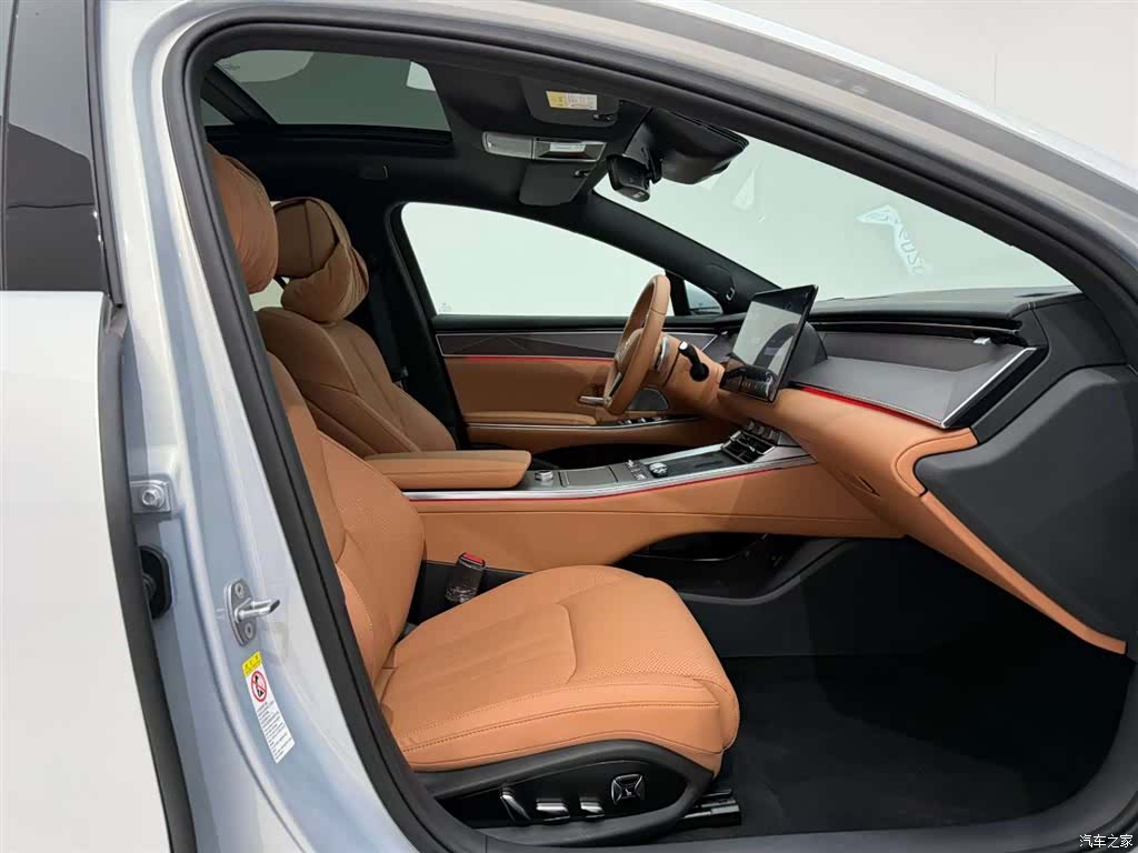 BYD Han, 2025 19