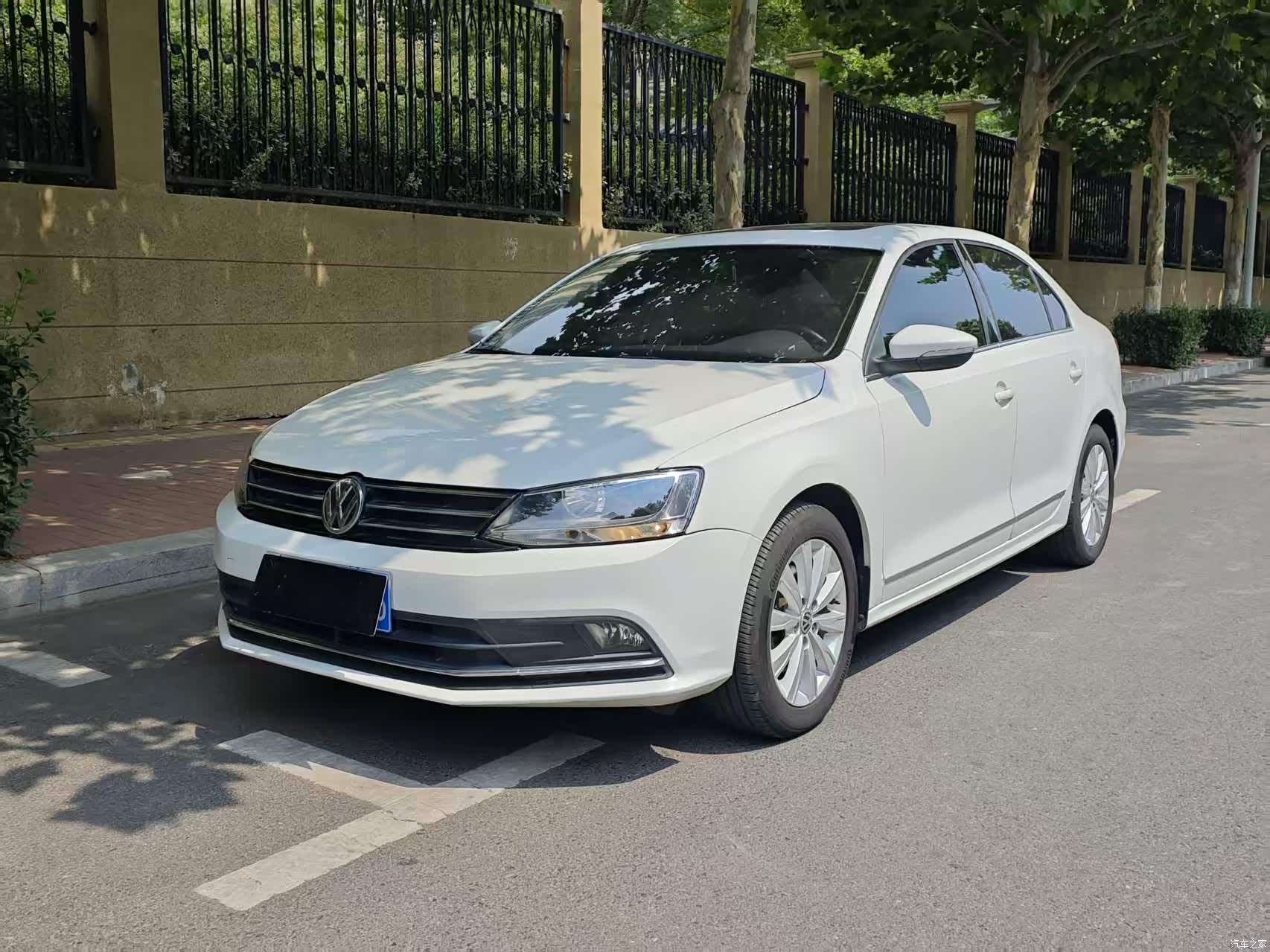 Volkswagen Sagitar, 2016 1