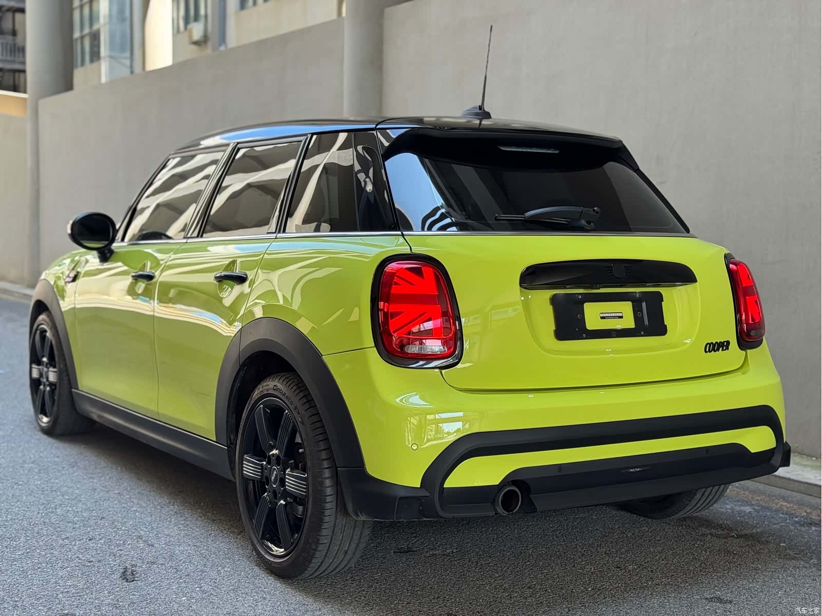 Mini Cooper, 2023 4