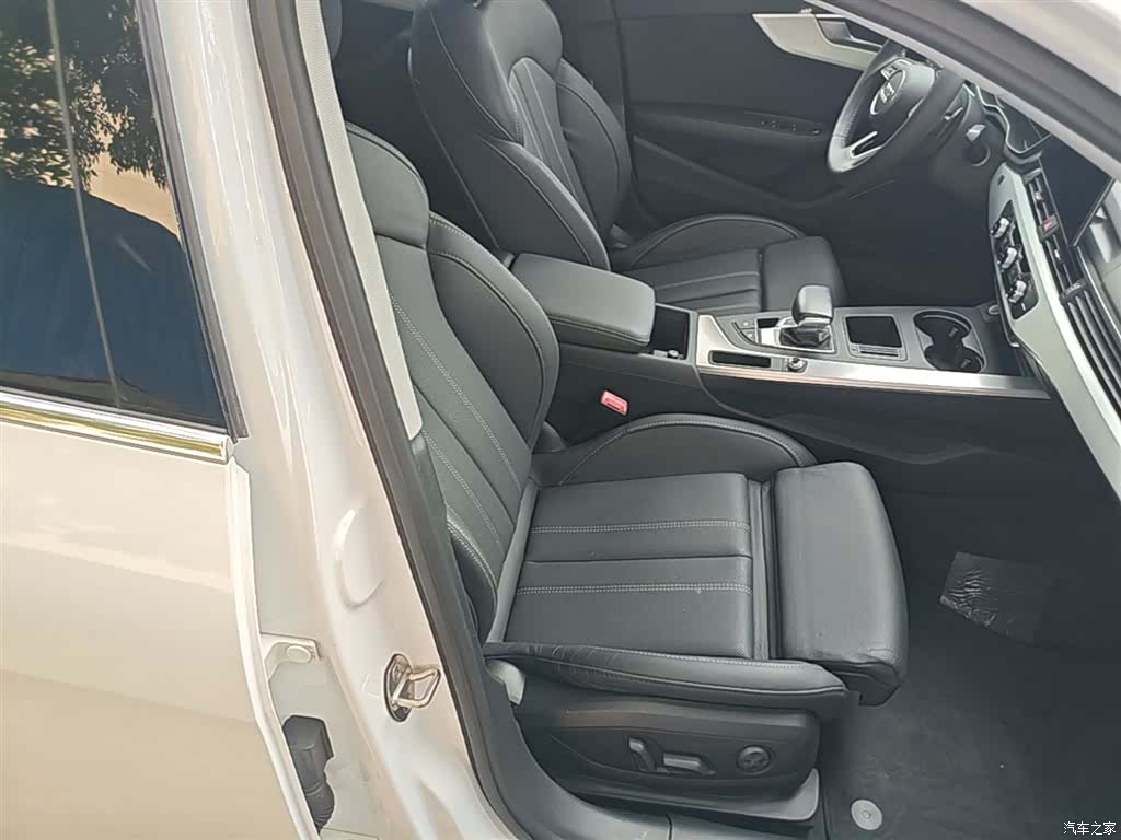 Audi A4L, 2020 25