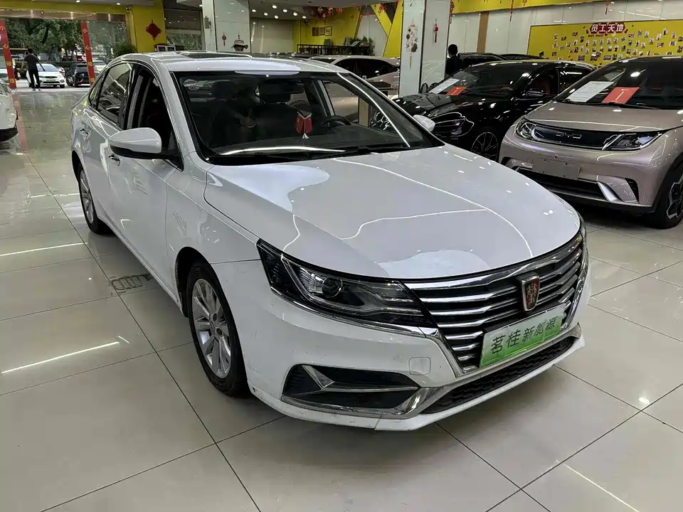 Roewe i6