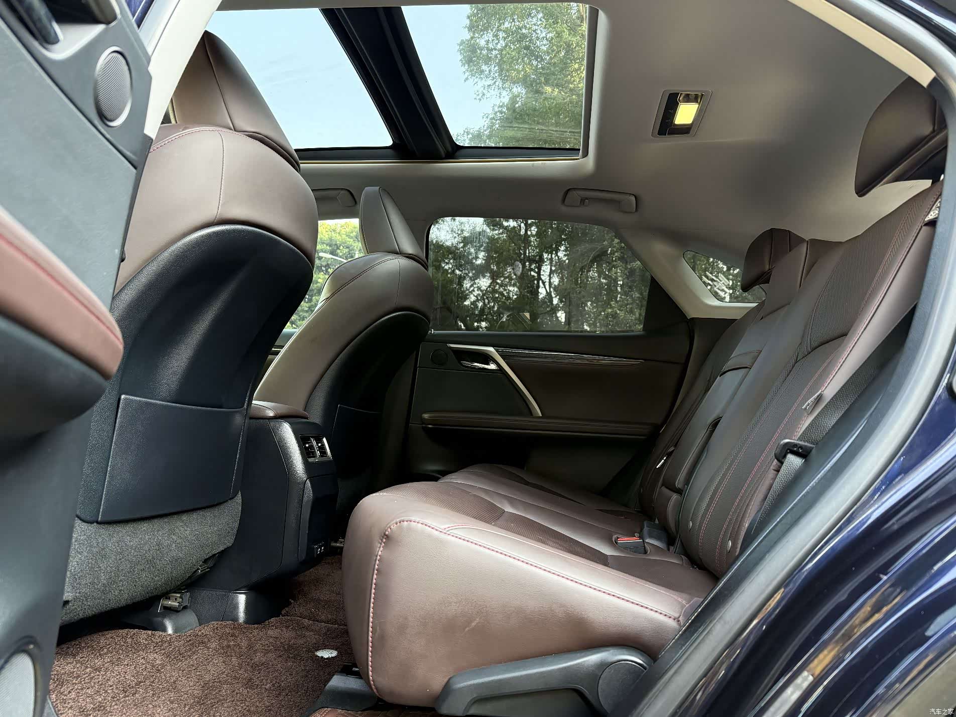 Lexus RX, 2022 10