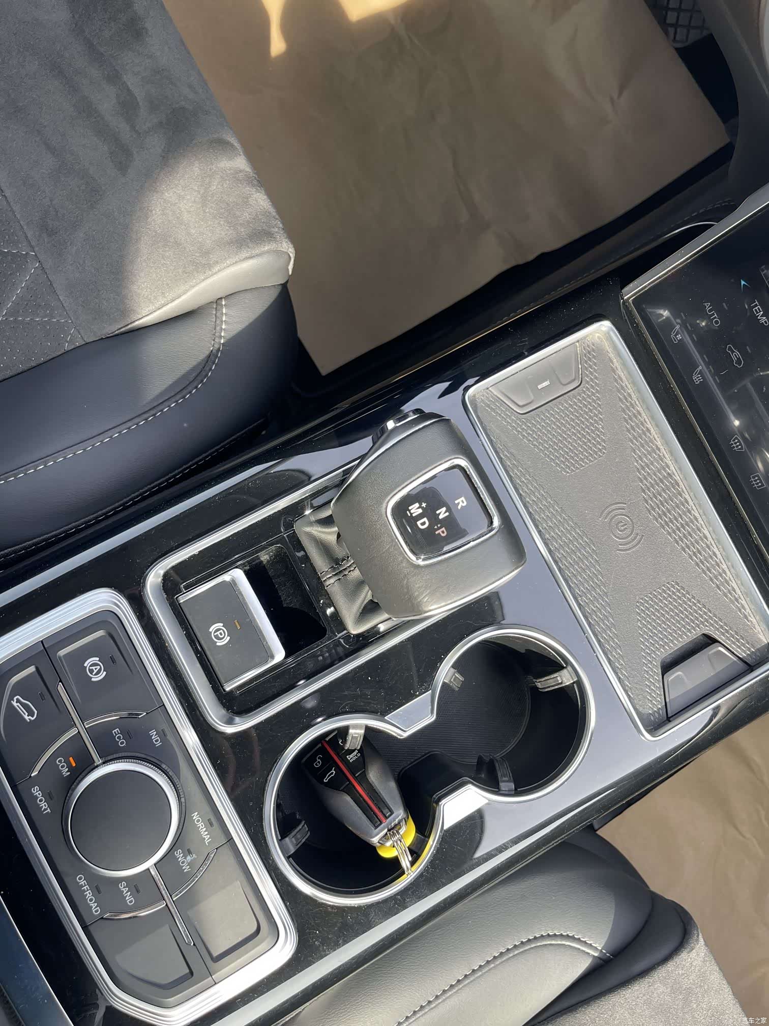 Hongqi HS7, 2022 19