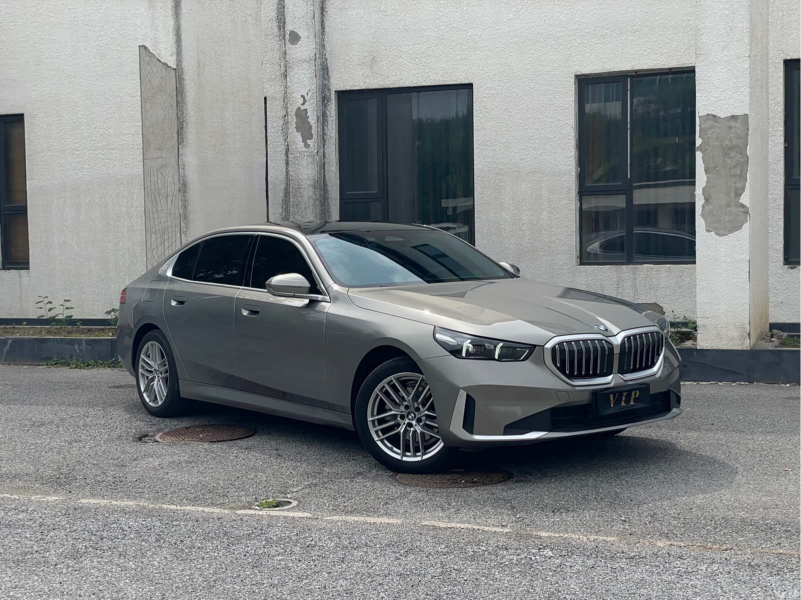 BMW 5 Series, 2025 3
