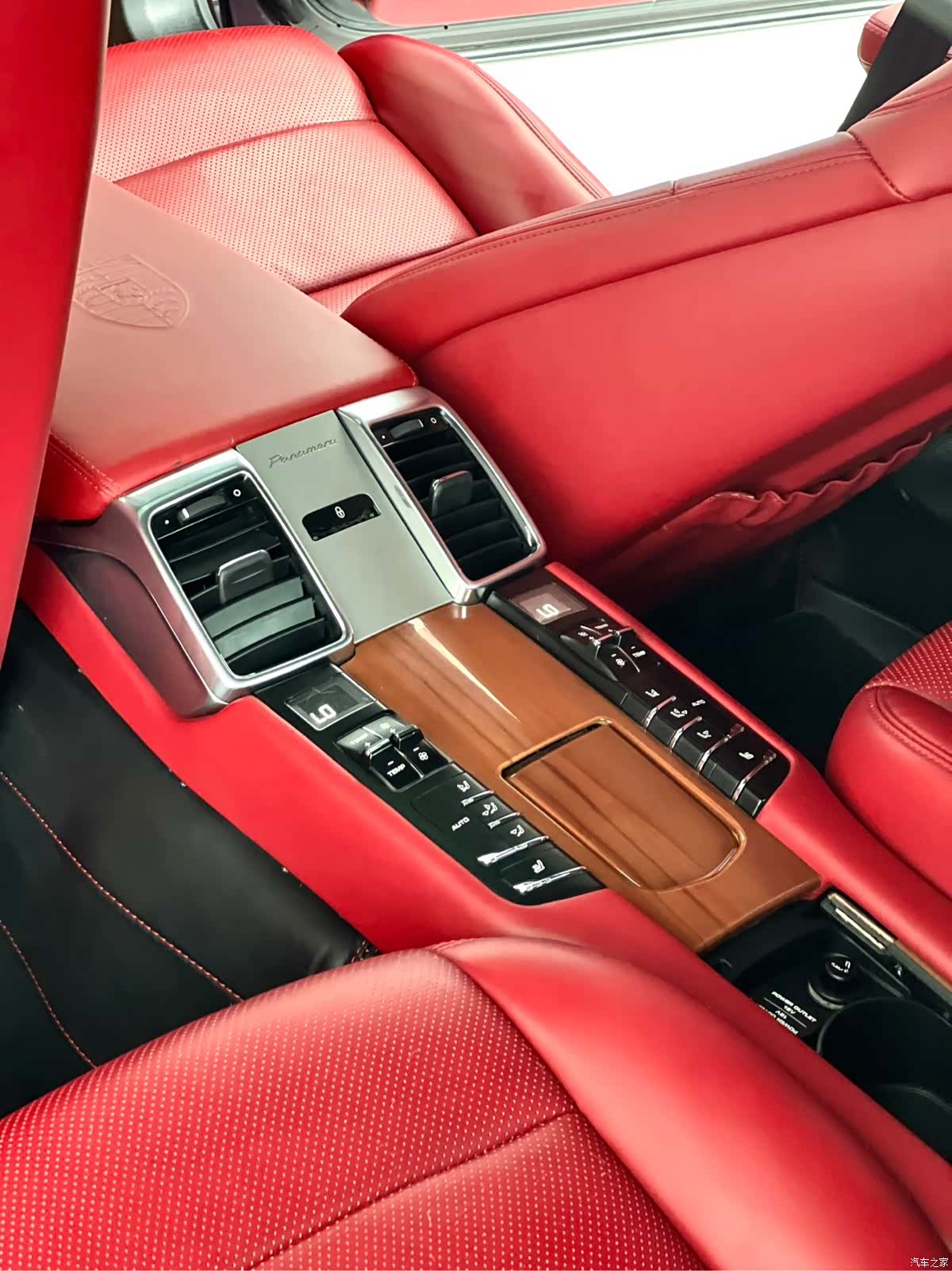 Porsche Panamera, 2014 10