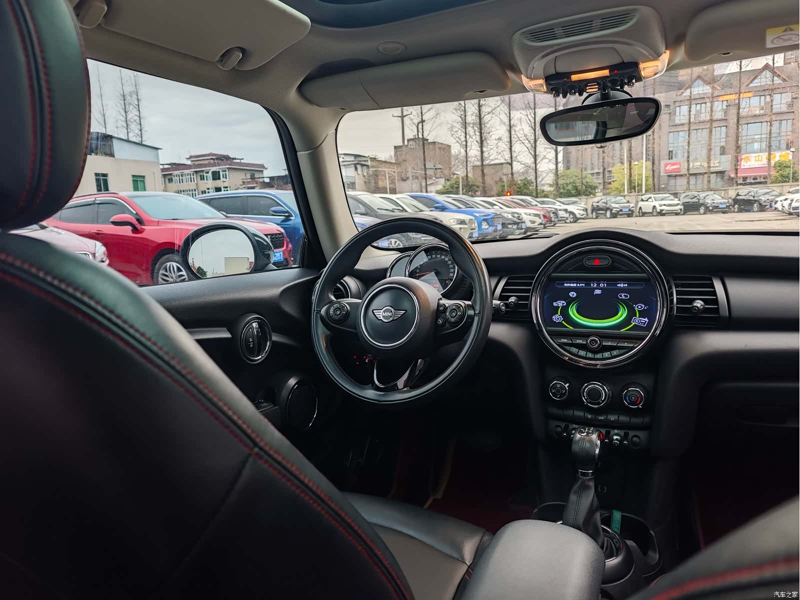 Mini ONE, 2017 6