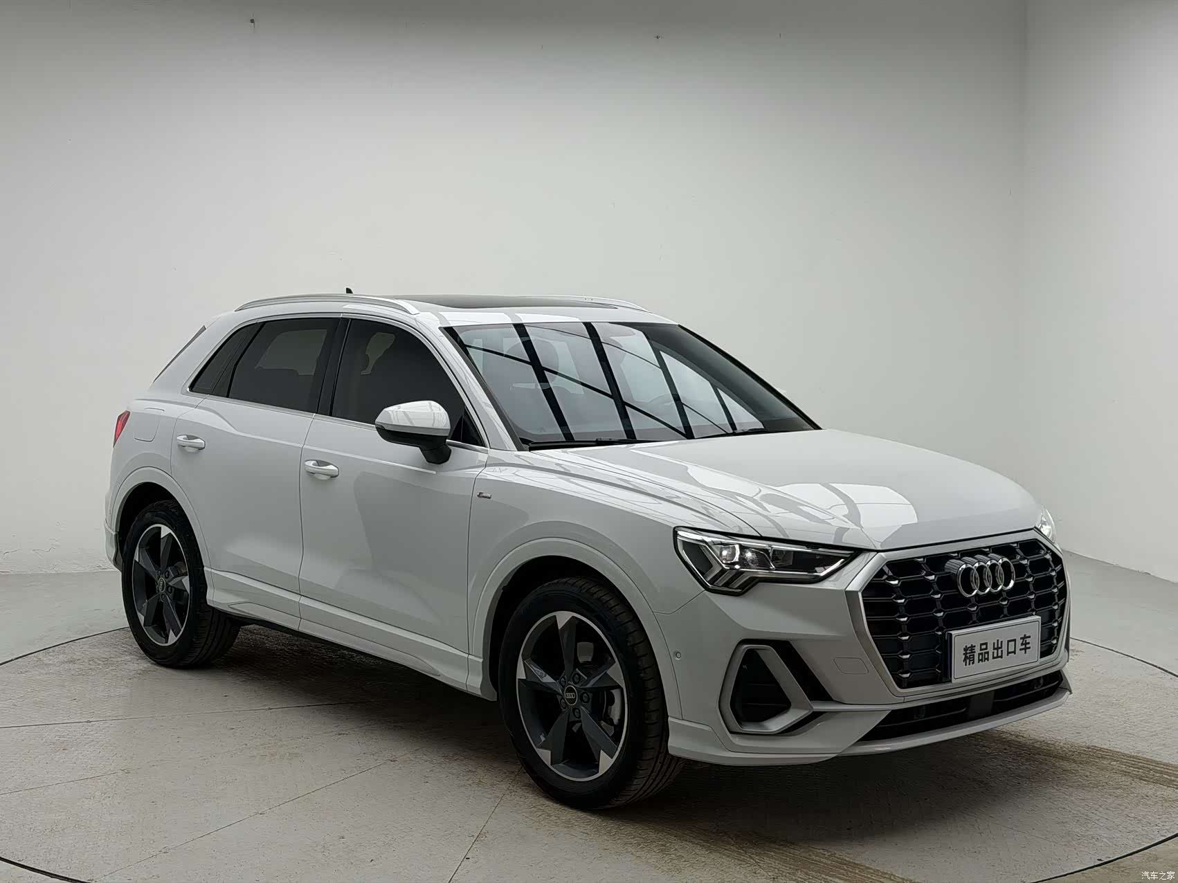 Audi Q3, 2023 все фото