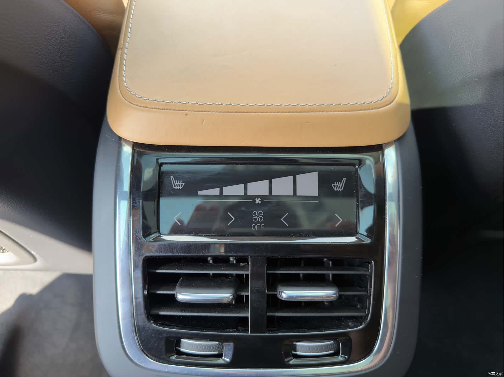 Volvo XC90, 2016 24