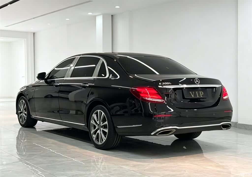 Mercedes-Benz E-Class, 2018 8