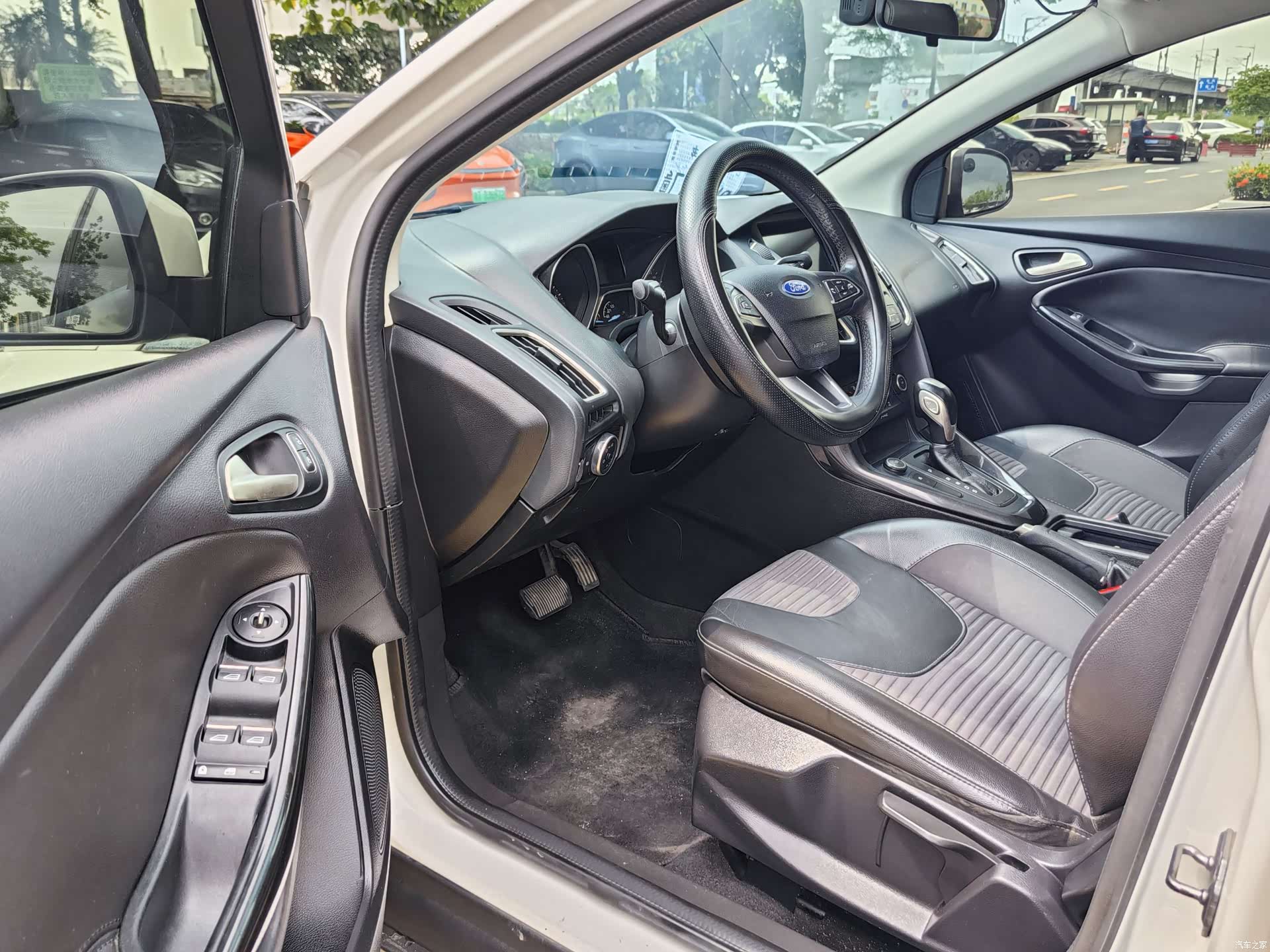 Ford Focus, 2017 12