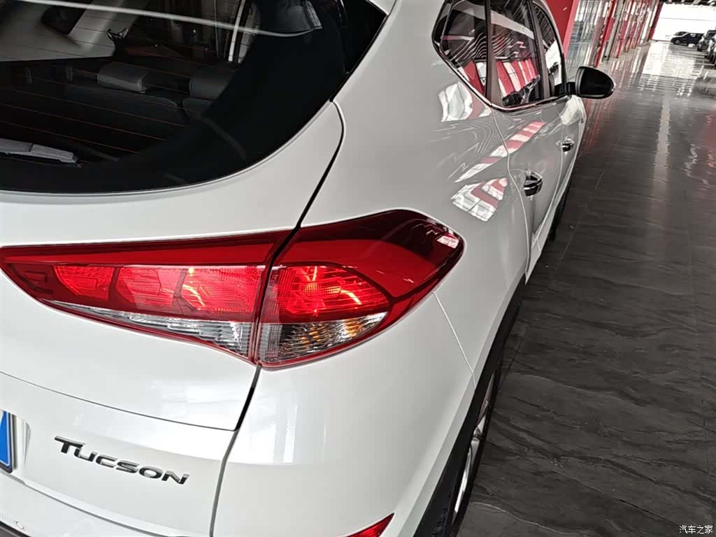 Hyundai Tucson, 2016 8