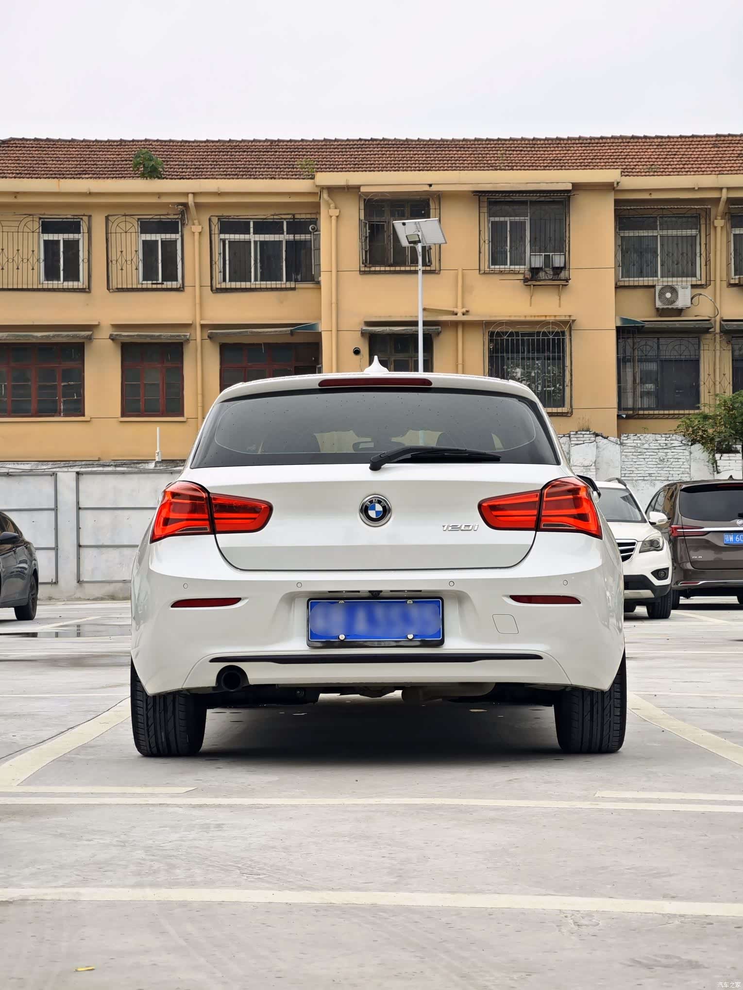 BMW 1 Series, 2016 все фото