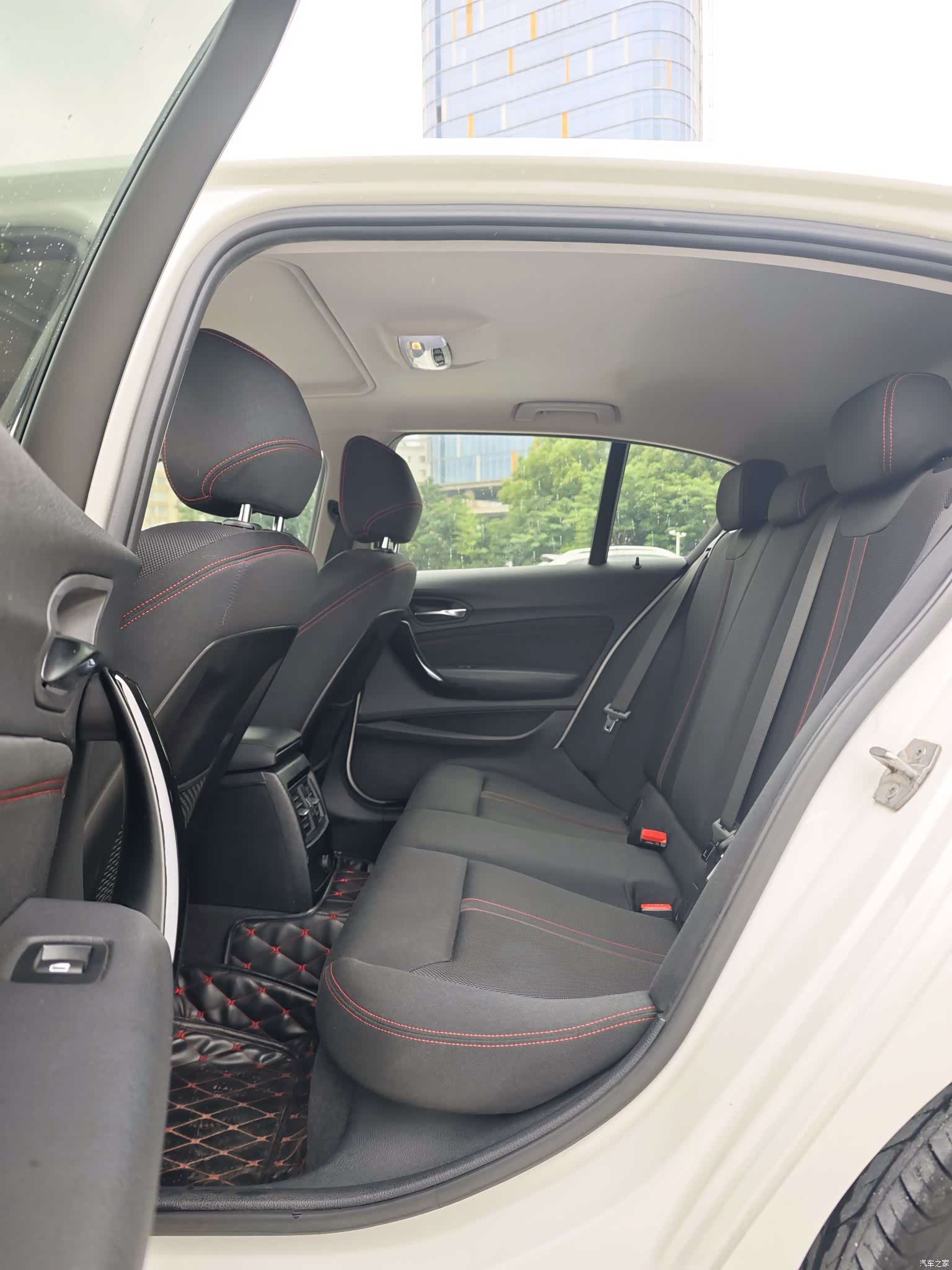 BMW 1 Series, 2016 9