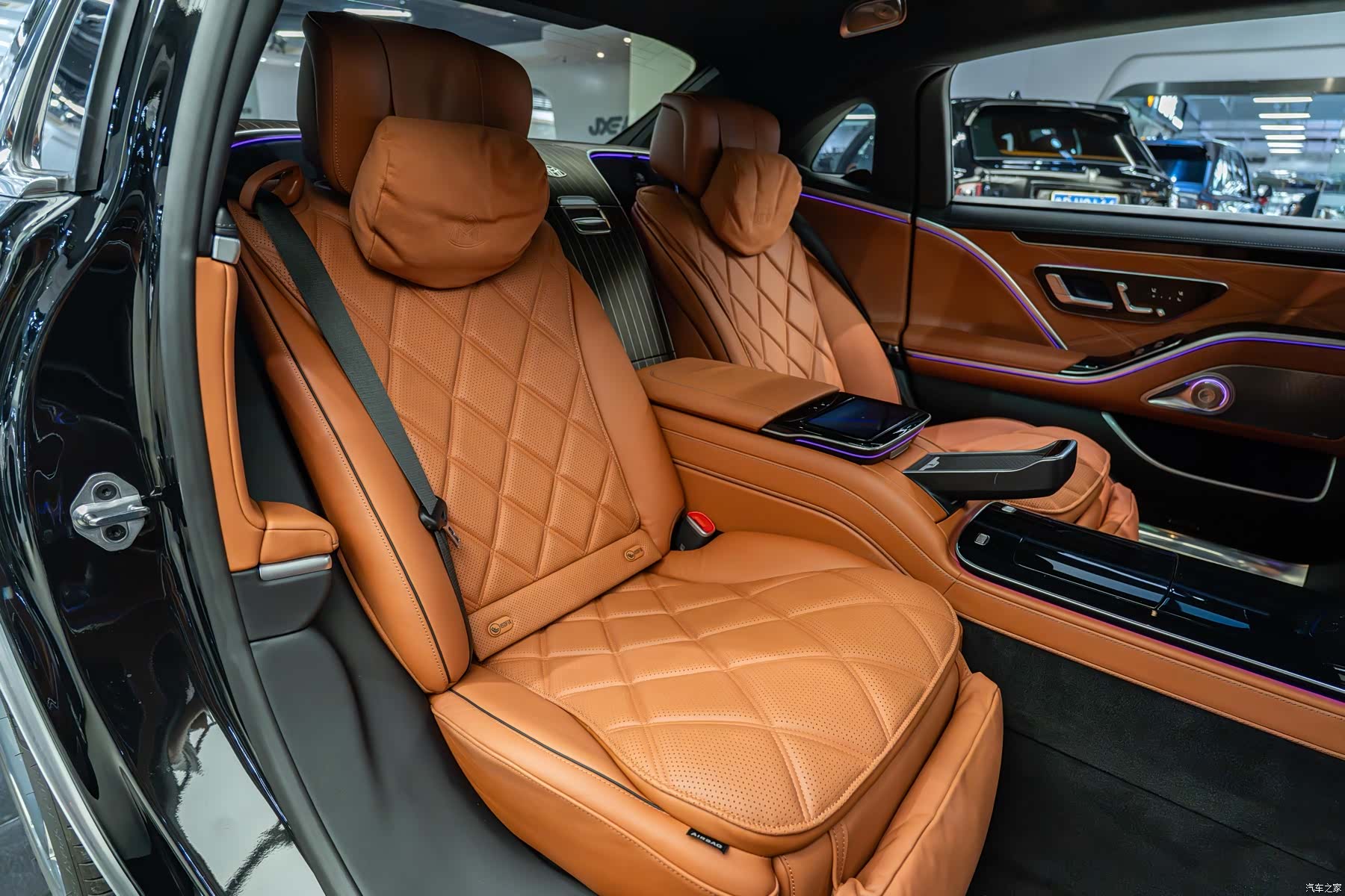 Maybach S-Class, 2023 11