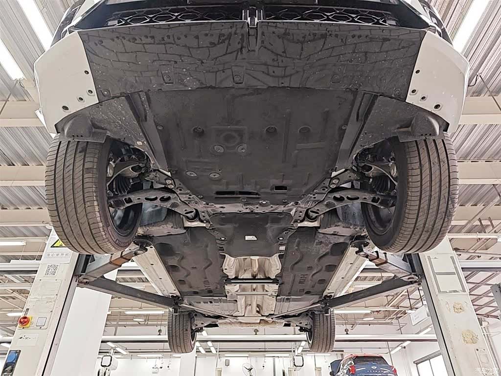 BMW X2, 2025 10