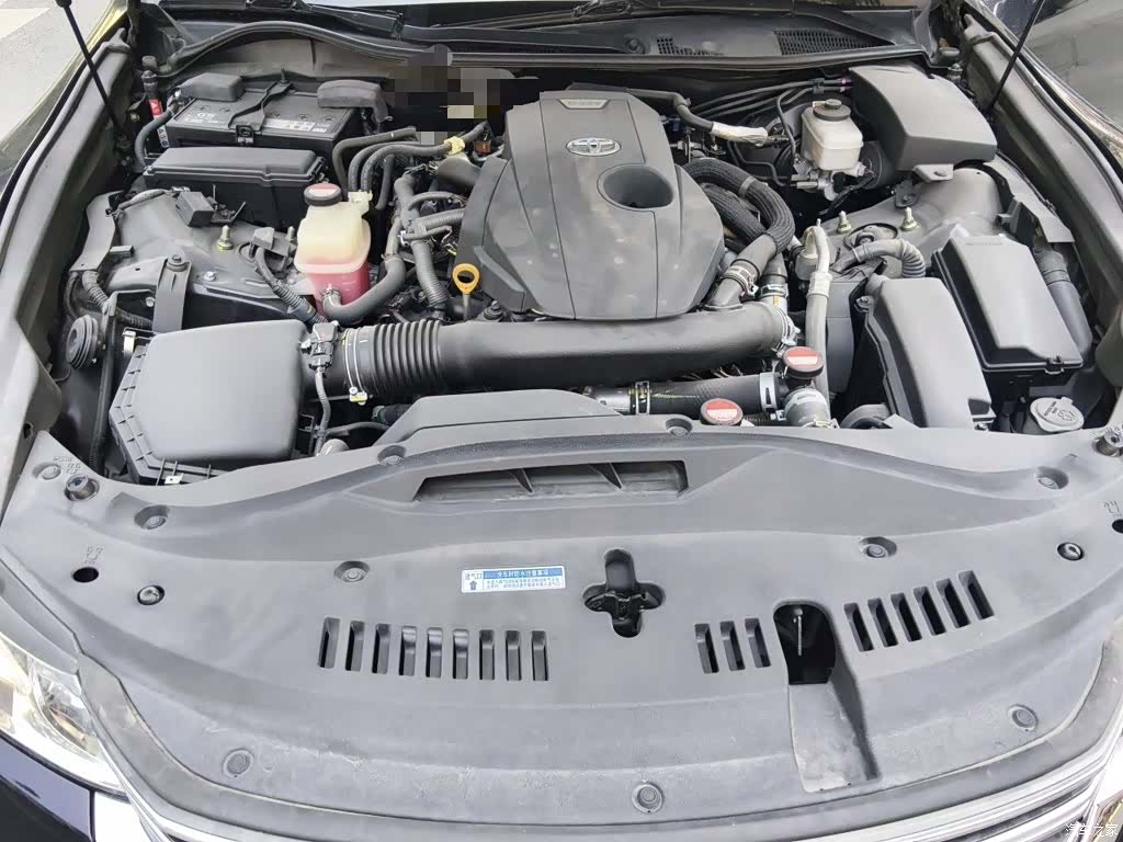 Toyota Crown, 2015 21